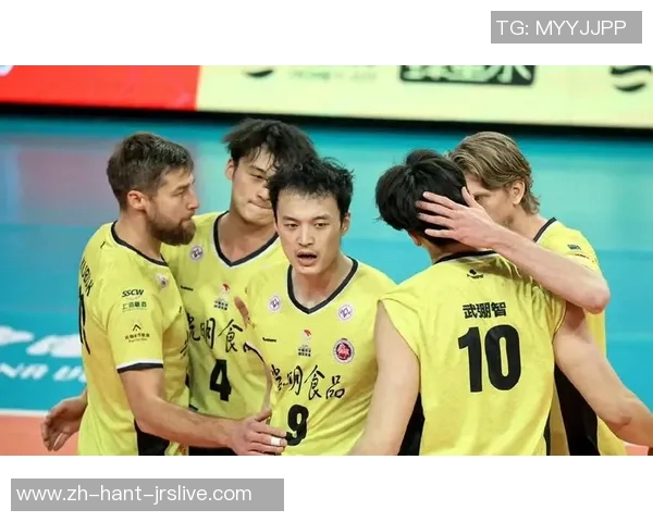 CBA新疆队与广东队激战正酣谁能在这场巅峰对决中笑到最后